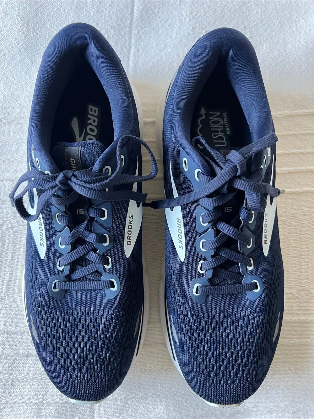 Brooks Ghost 15 Women’s Navy and White Athletic Running Shoes